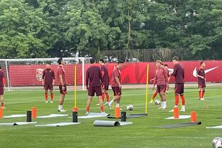 Klopp: Tôi hài lòng với những cầu thủ trẻ, đó là kinh nghiệm cần thiết để trưởng thành